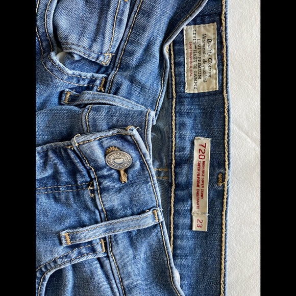 LEVI’S 720 High Rise Super Skinny Jeans - Picture 4 of 4